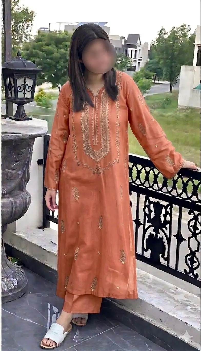2 Pcs Women's Unstitched Embroidered Suit