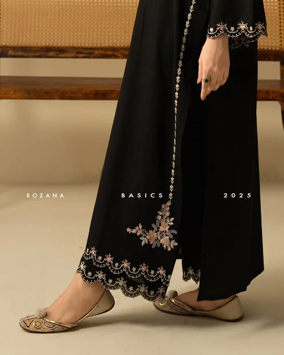2 Pcs Women's Unstitched Embroidered Suit