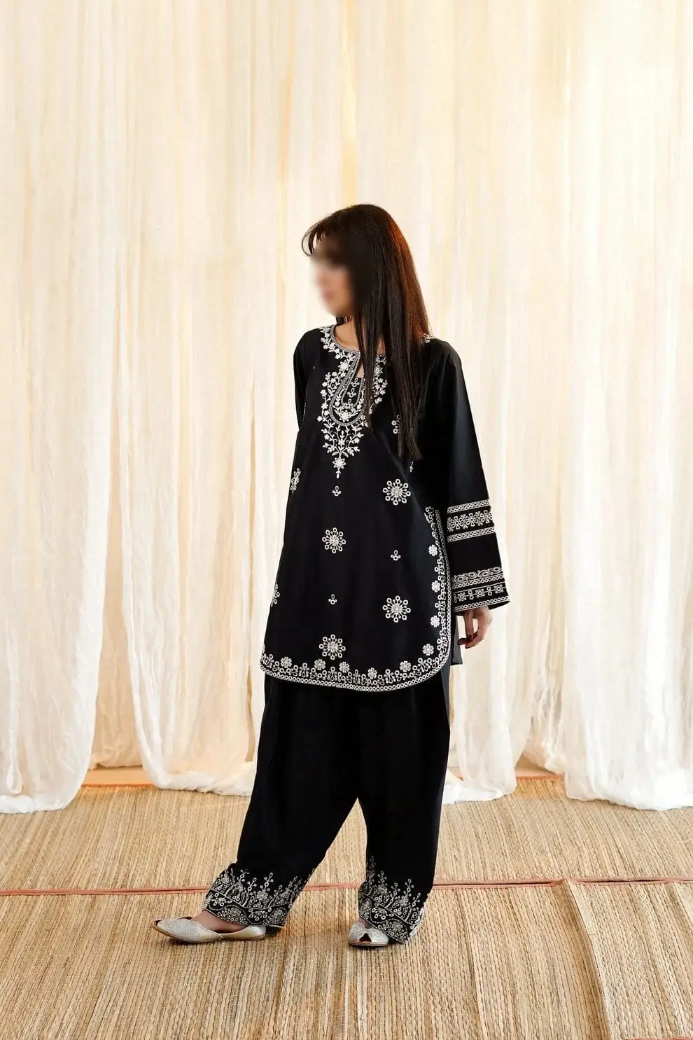 2 Pcs Women's Unstitched Embroidered Suit