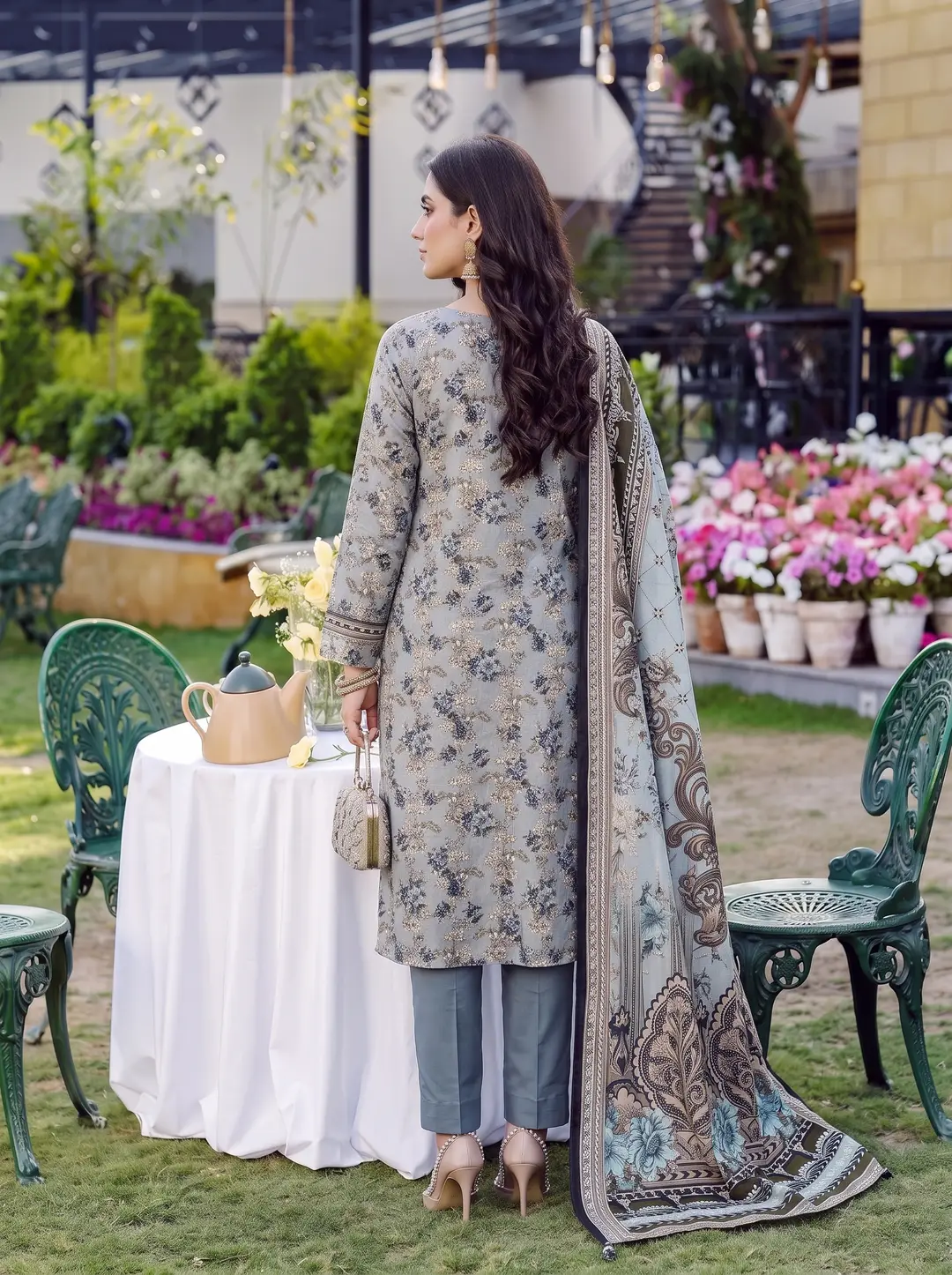 3 Pcs Women's Unstitched Printed Suit