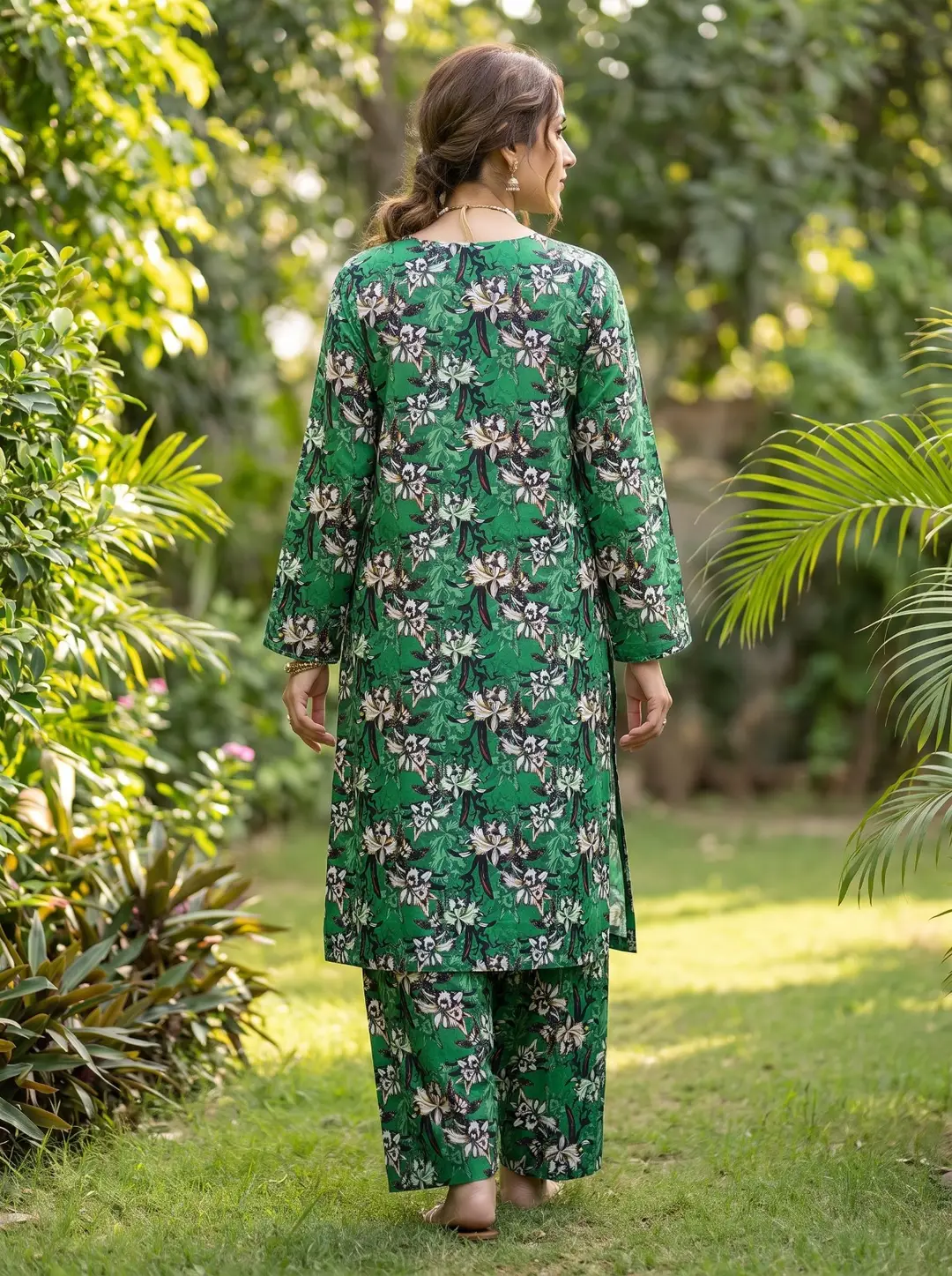 2 Pcs Women's Unstitched Printed Suit