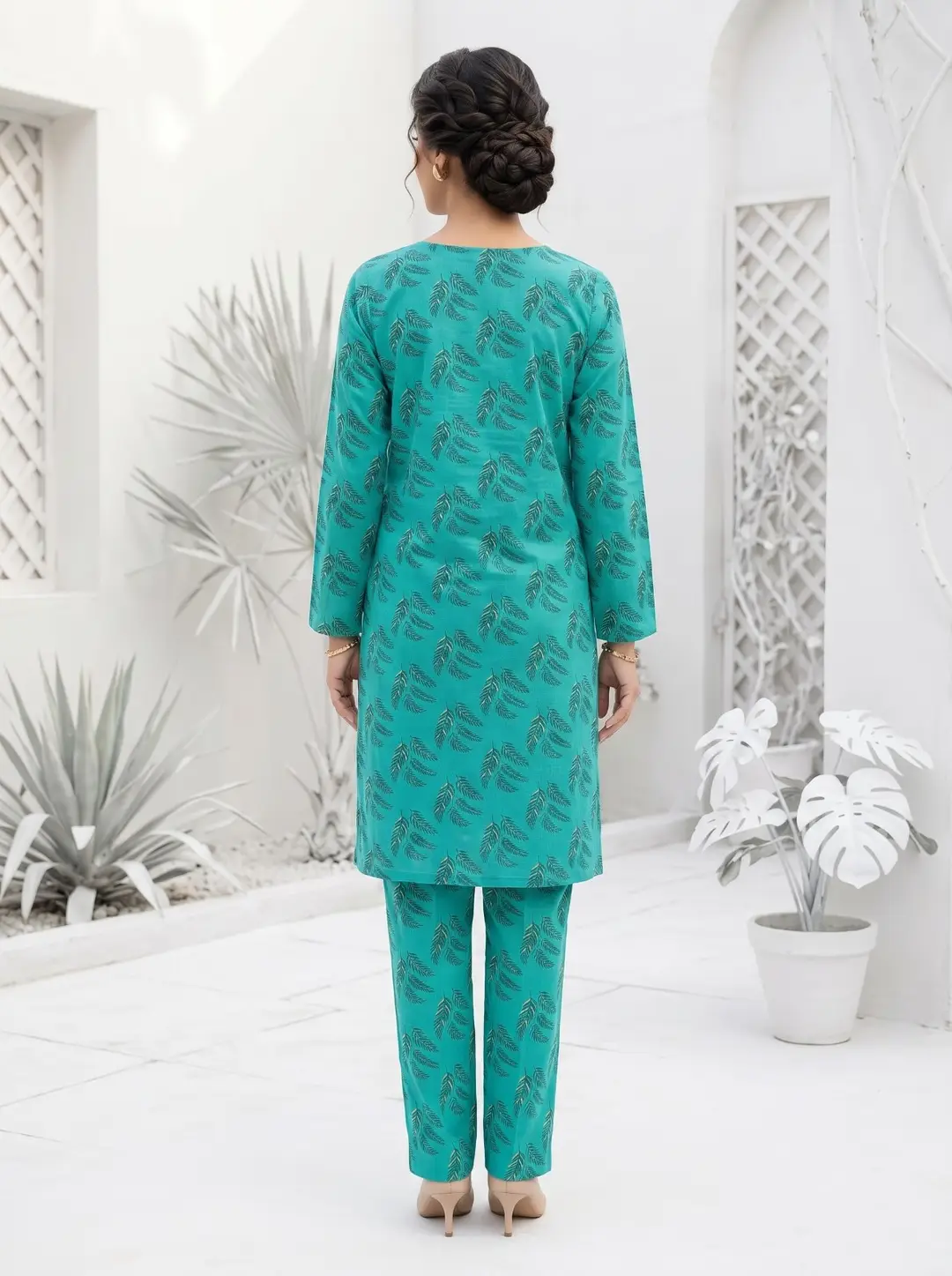 2 Pcs Women's Unstitched Printed Suit