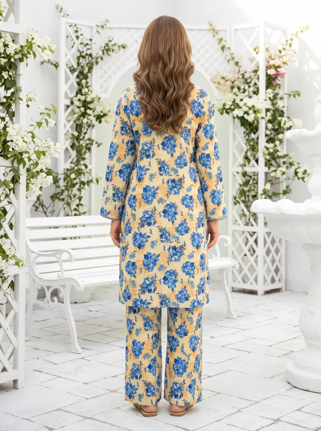 2 Pcs Women's Unstitched Printed Suit