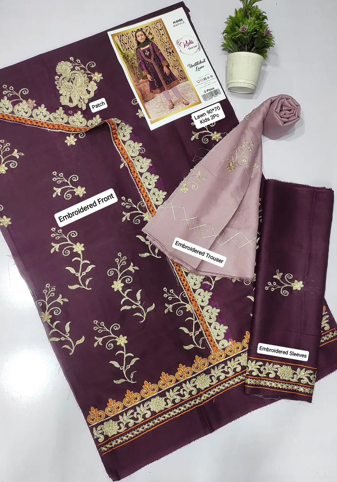 2 Pcs Girl's Lawn Embroidered Unstitched Suit