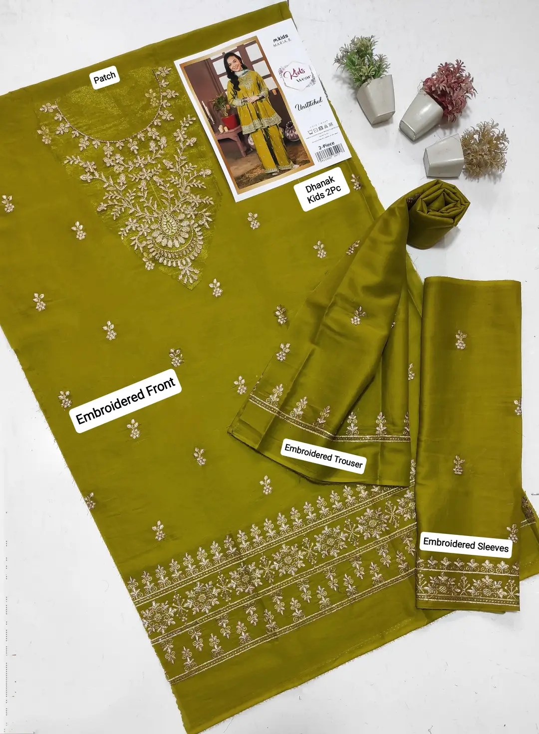 2 Pcs Girl's Dhanak Embroidered Unstitched Suit