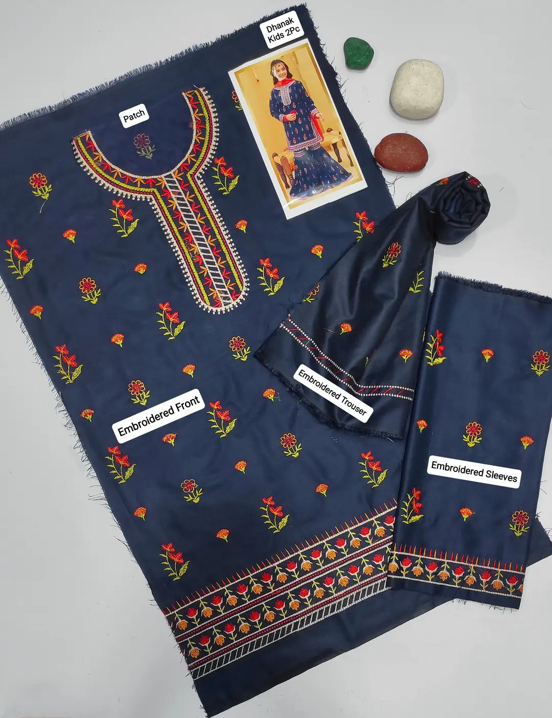 2 Pcs Girl's Dhanak Embroidered Unstitched Suit