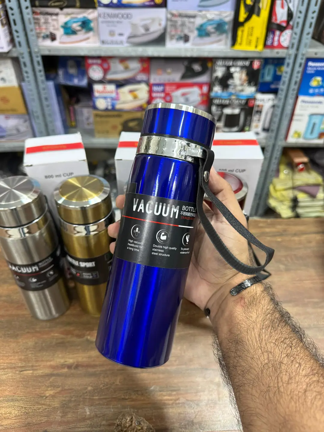 ArcticFlow Luxury Vacuum Stainles Steel Bottle | Hot & Cold Performance | 800 Ml