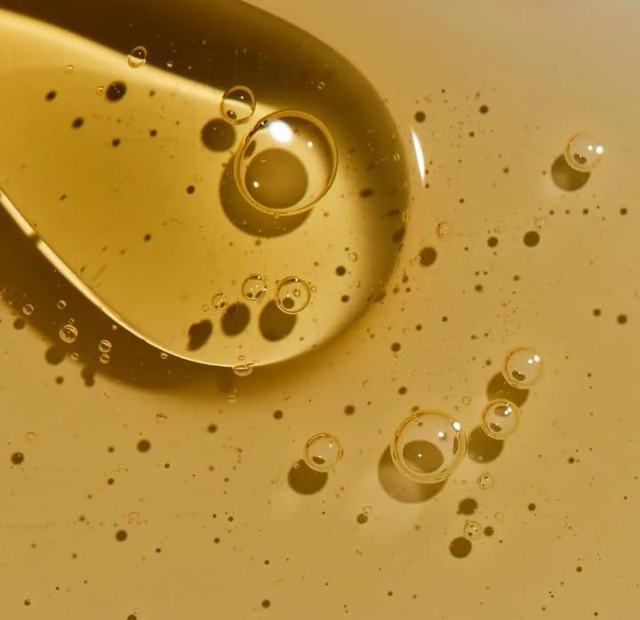 Premium Liquid Pink Soap for Brightening & Anti-Aging Skin