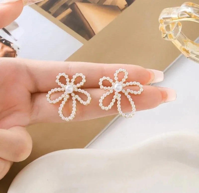 Silver Plated Flower Earrings for Women — Buy Online in Pakistan | Cash on Delivery