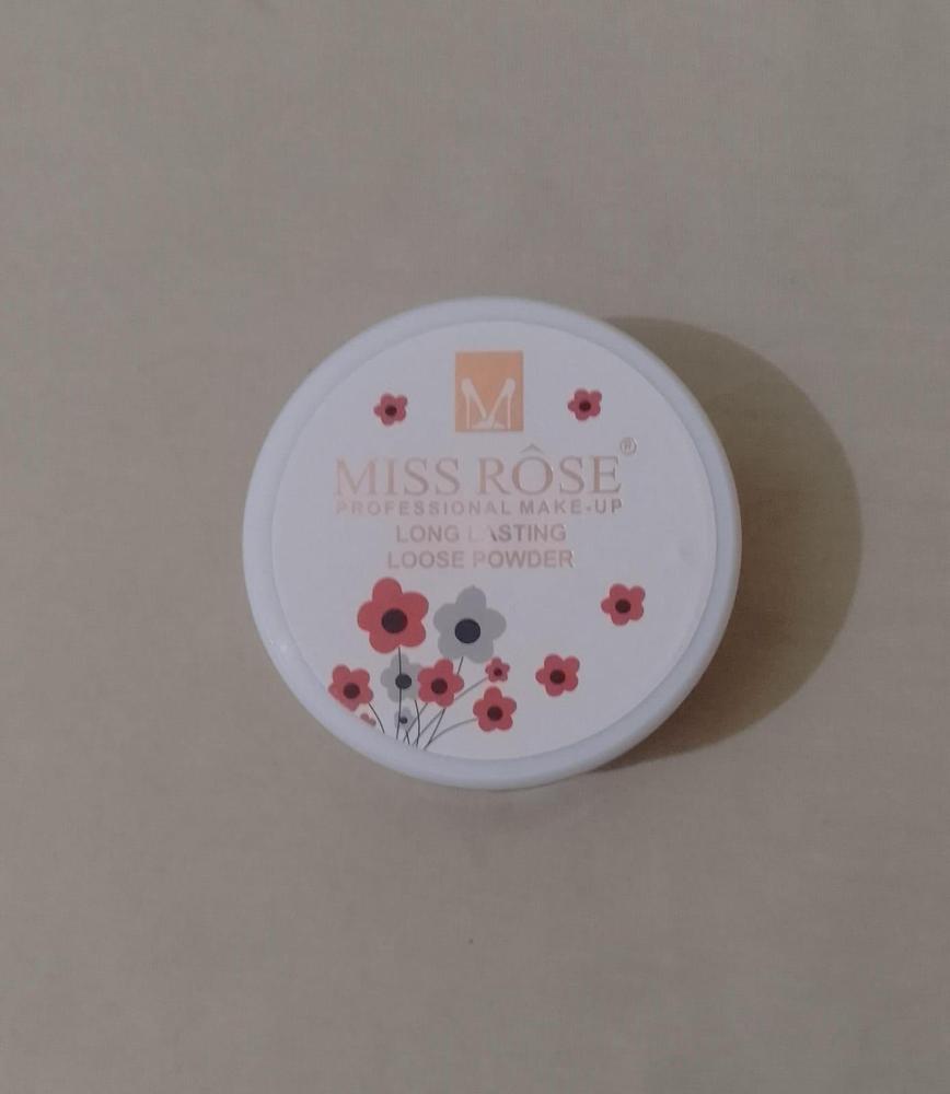 Matte Loose Powder for Pakistani Skin, Long Lasting, Floral Design
