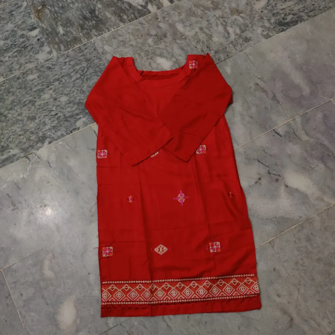 1 Pc Women's Stitched Arabic Lawn Embroidered Shirt