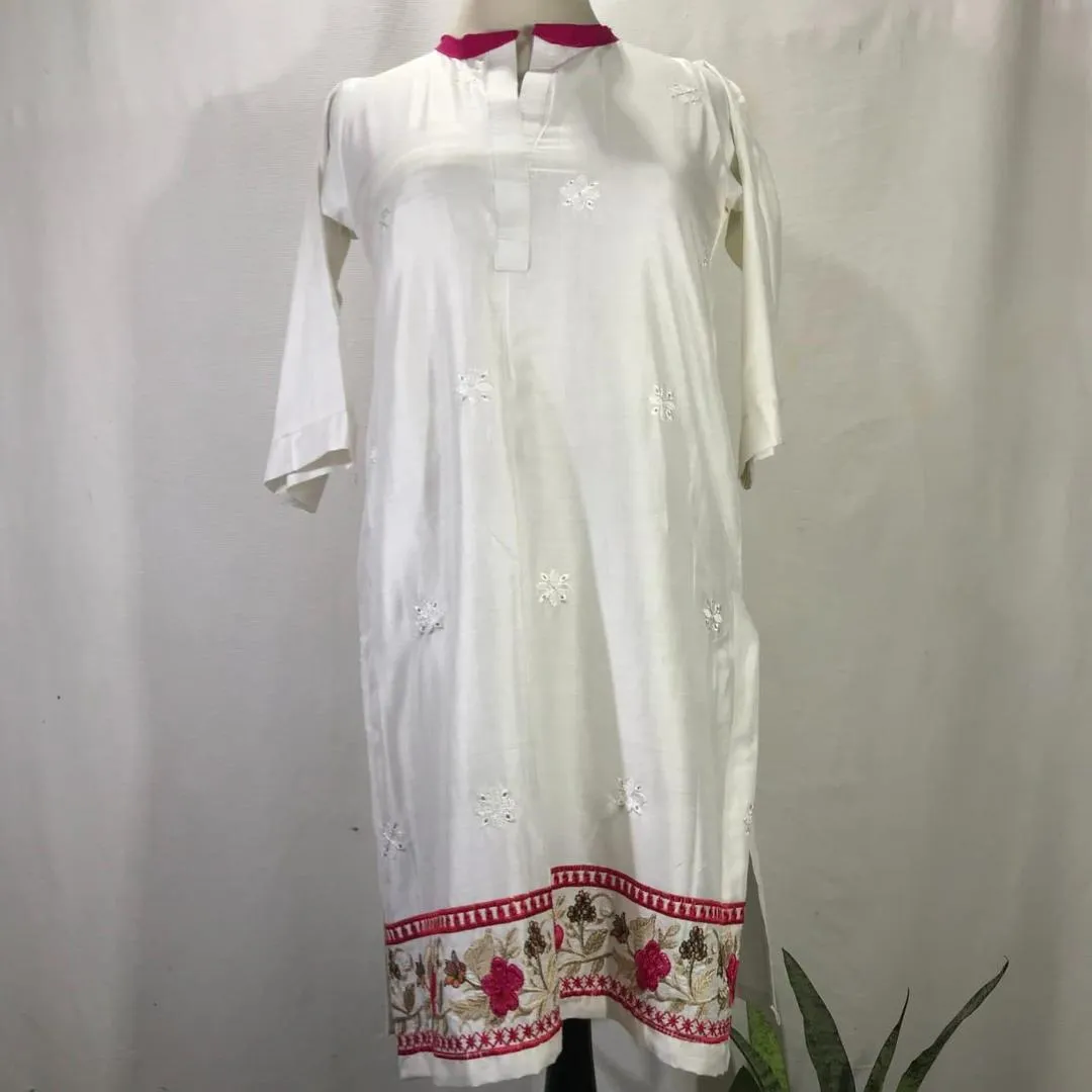 1 Pc Women's Stitched Arabic Lawn Embroidered Shirt