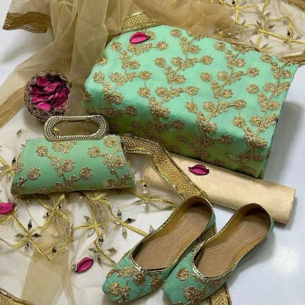 3 Pcs Women's Unstitched Embroidered Suit