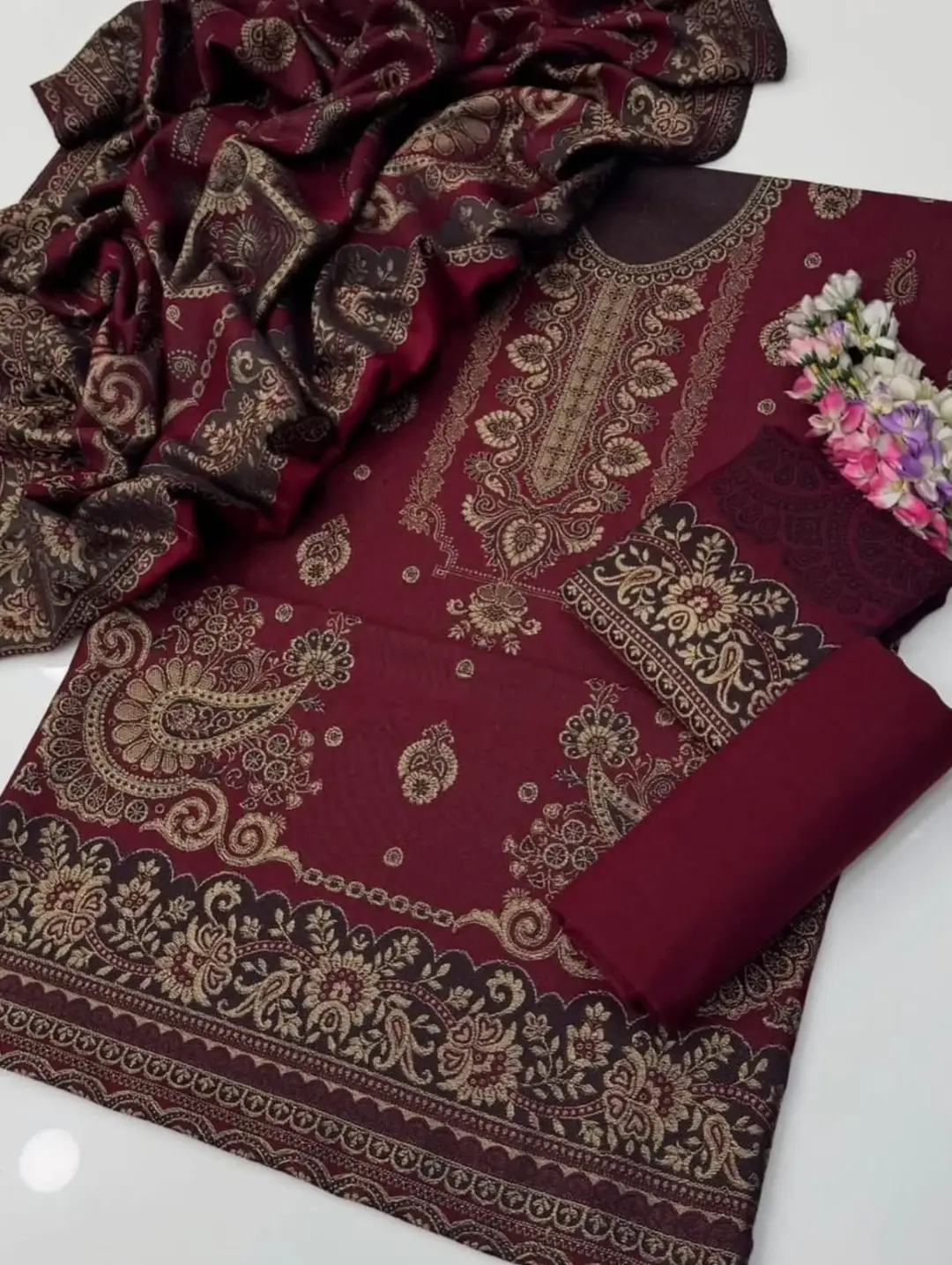 3 Pcs Women's Unstitched Embroidered Suit