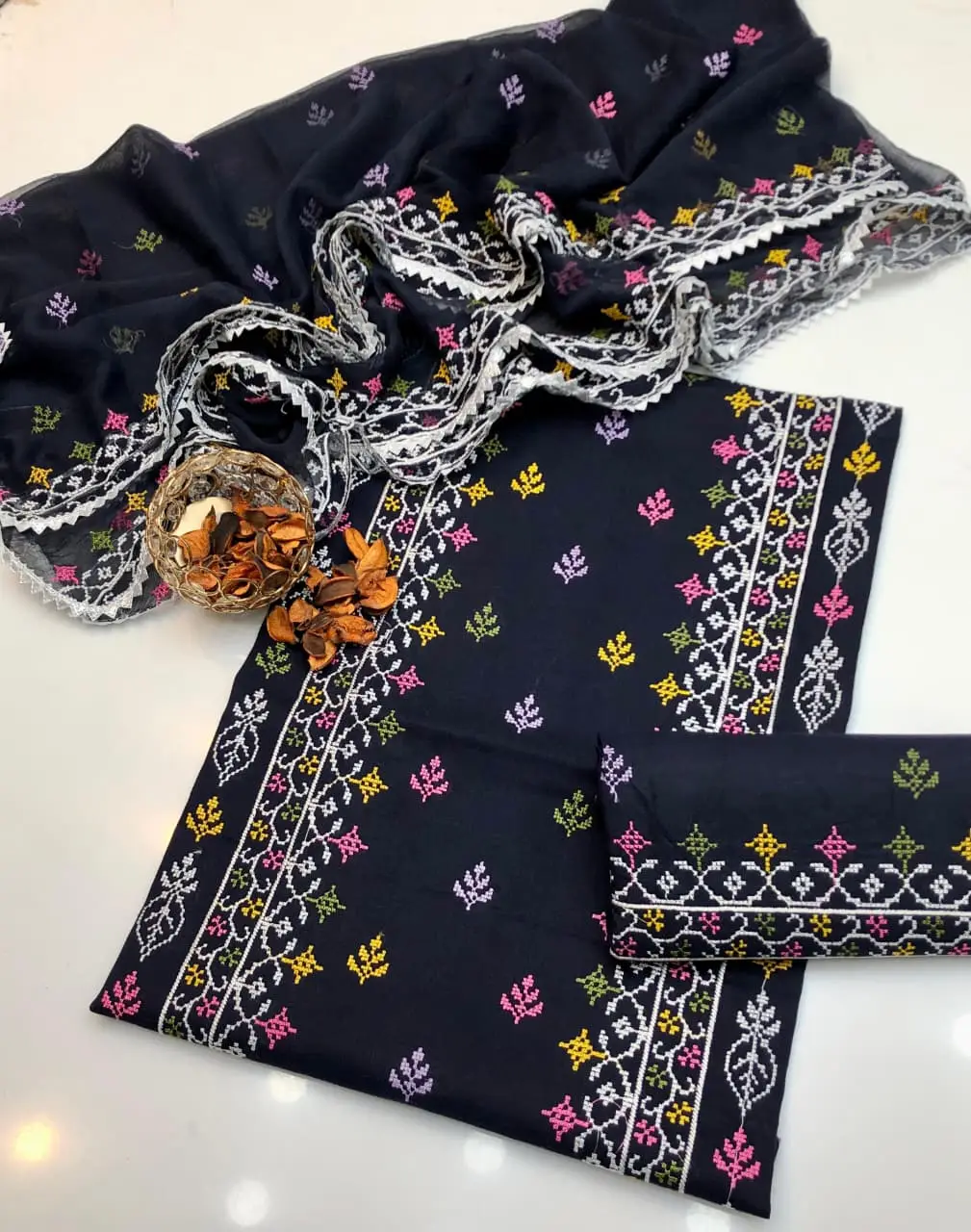 3 Pcs Women's Unstitched Embroidered Suit