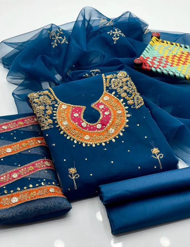 3 Pcs Women's Unstitched Embroidered Suit