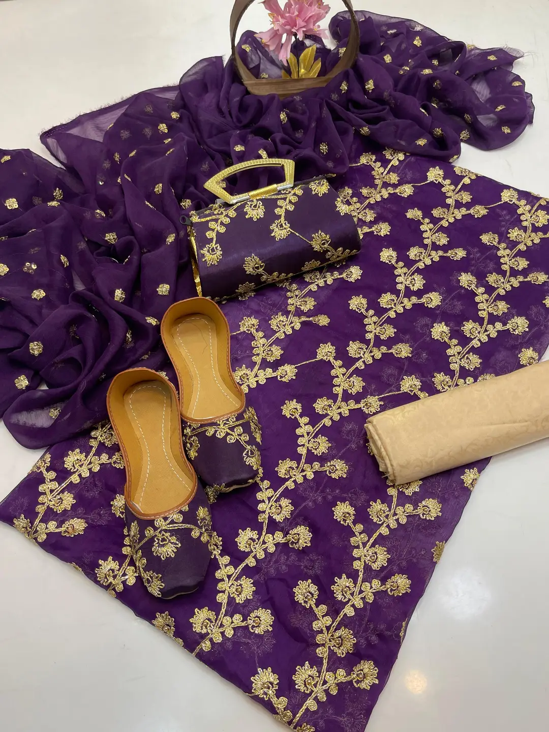 3 Pcs Women's Unstitched Embroidered Suit