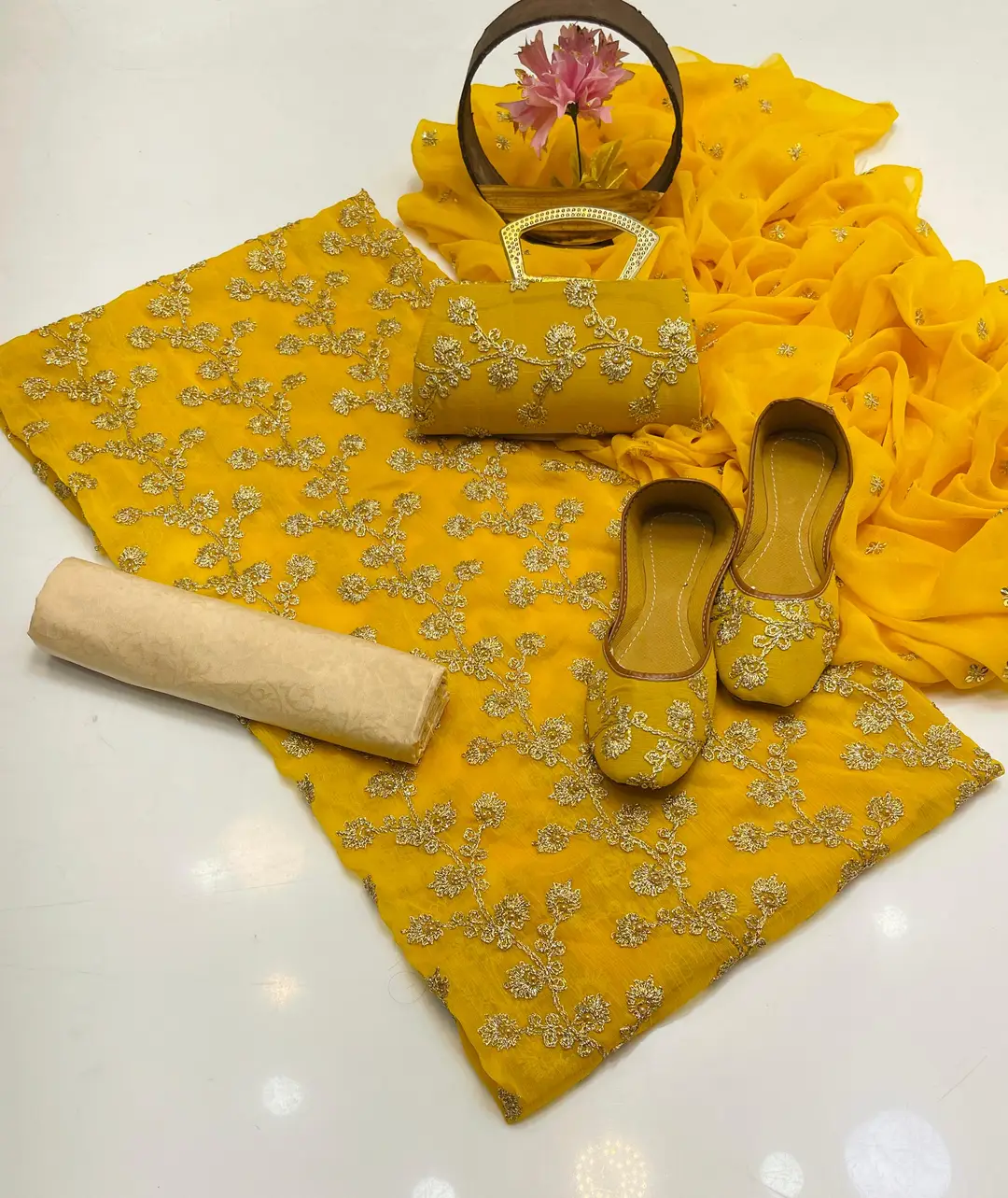 3 Pcs Women's Unstitched Embroidered Suit