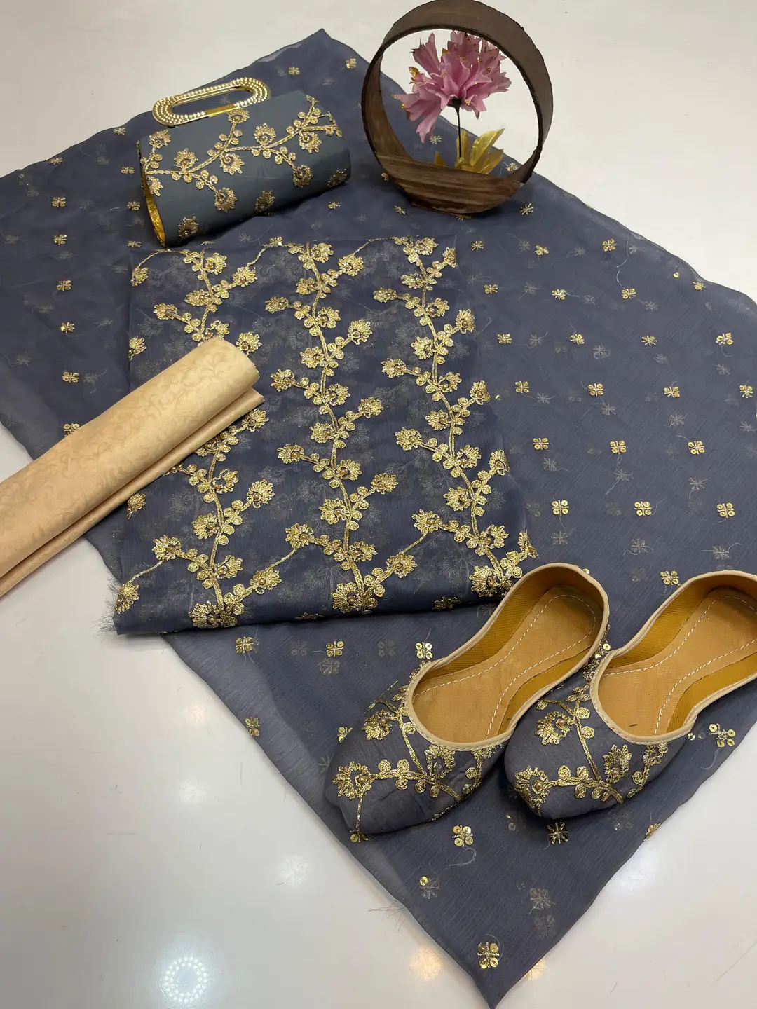 3 Pcs Women's Unstitched Embroidered Suit