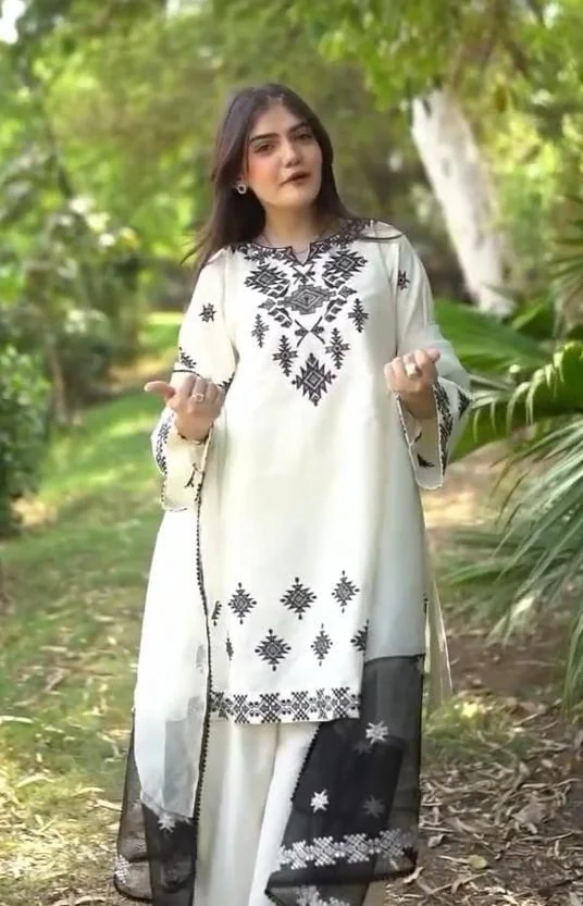 White Embroidered Women's 3-Piece Linen Suit Set