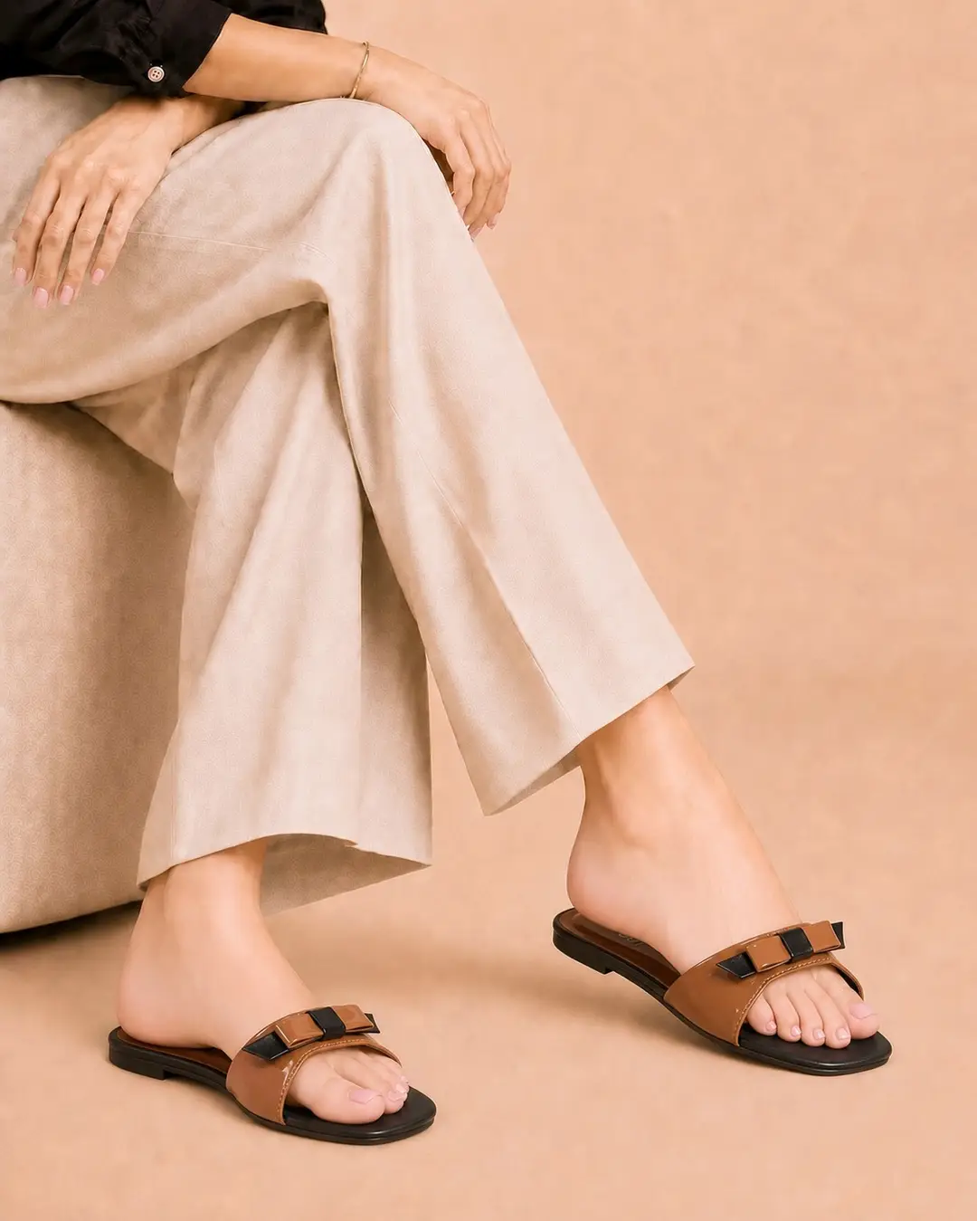 Women's Patent Flat Slippers - 070 - Mustard