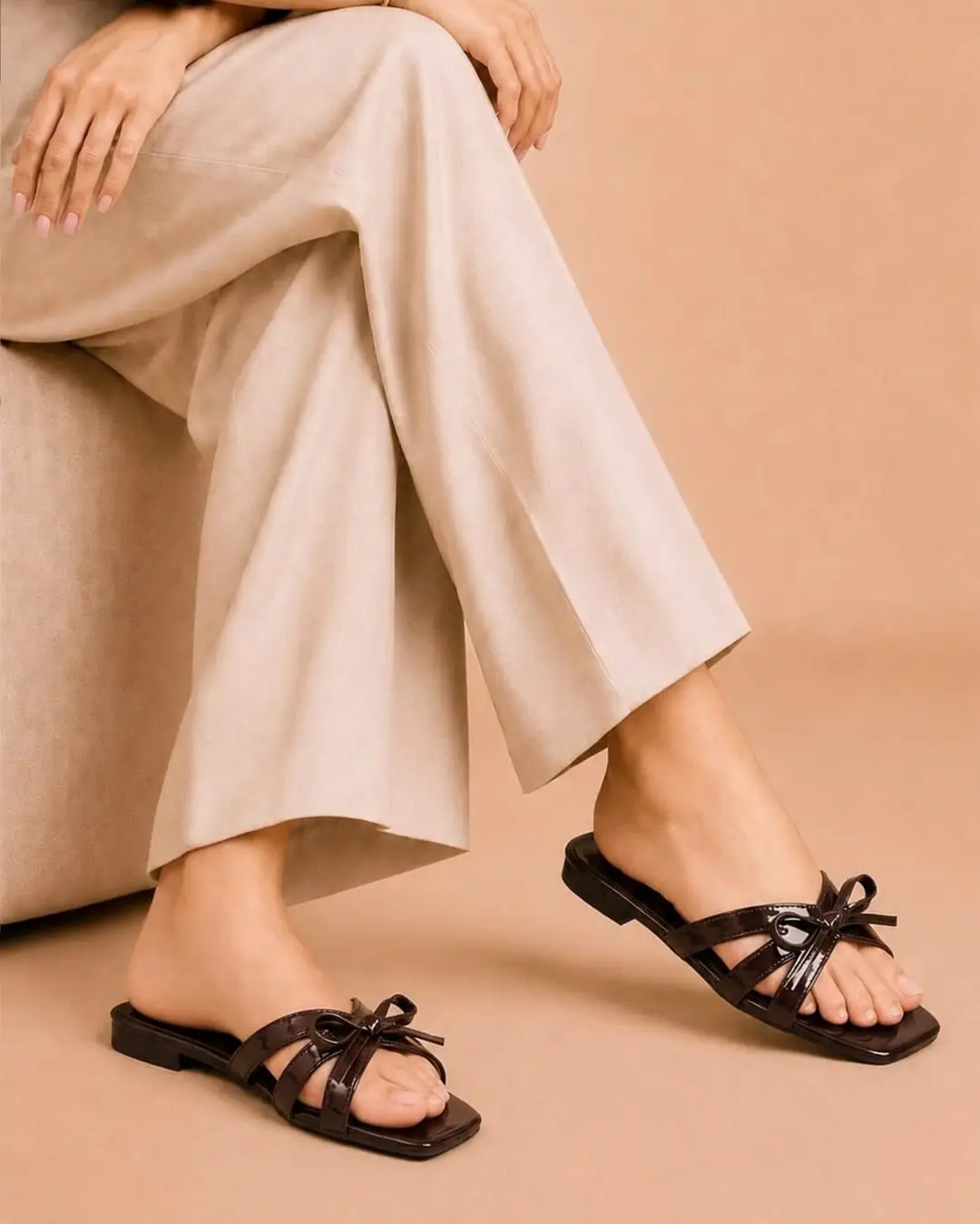 Elegant Bow Flat Sandals - 082 - Brown