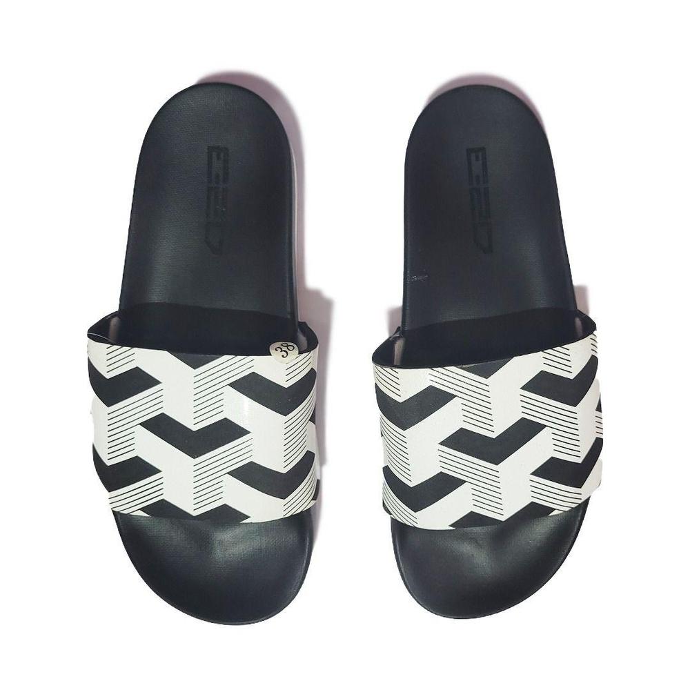 Women Rubber Chappals Black Casual New Arrival Pakistan
