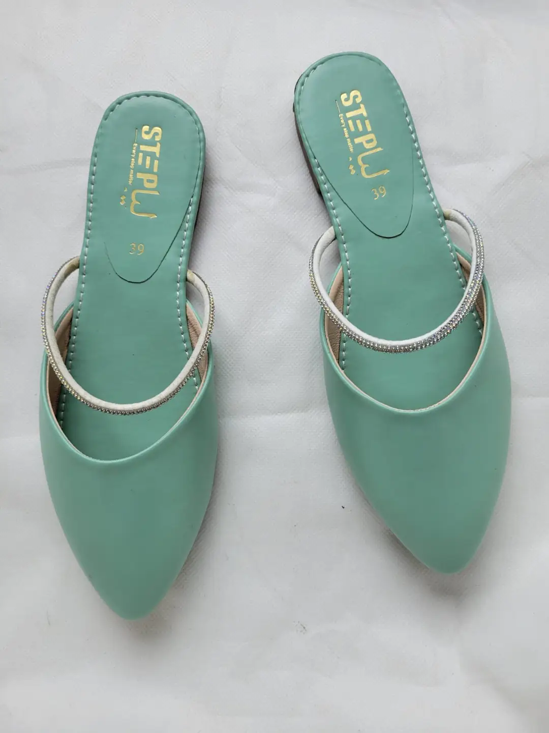 Women's Rexine Fancy Pumps