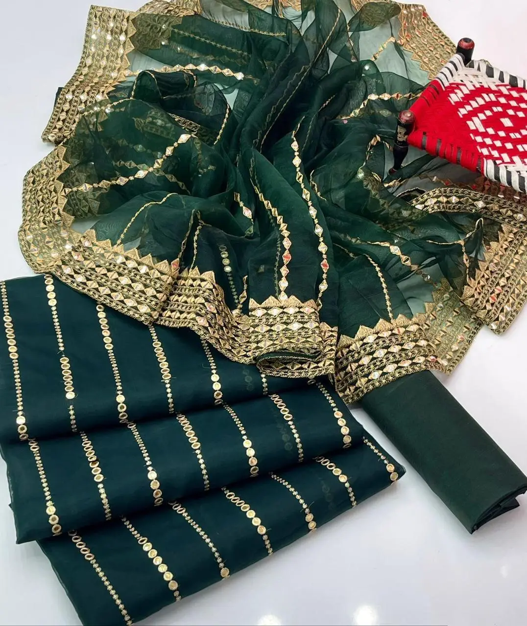 3 Pcs Women's Unstitched Embroidered Suit