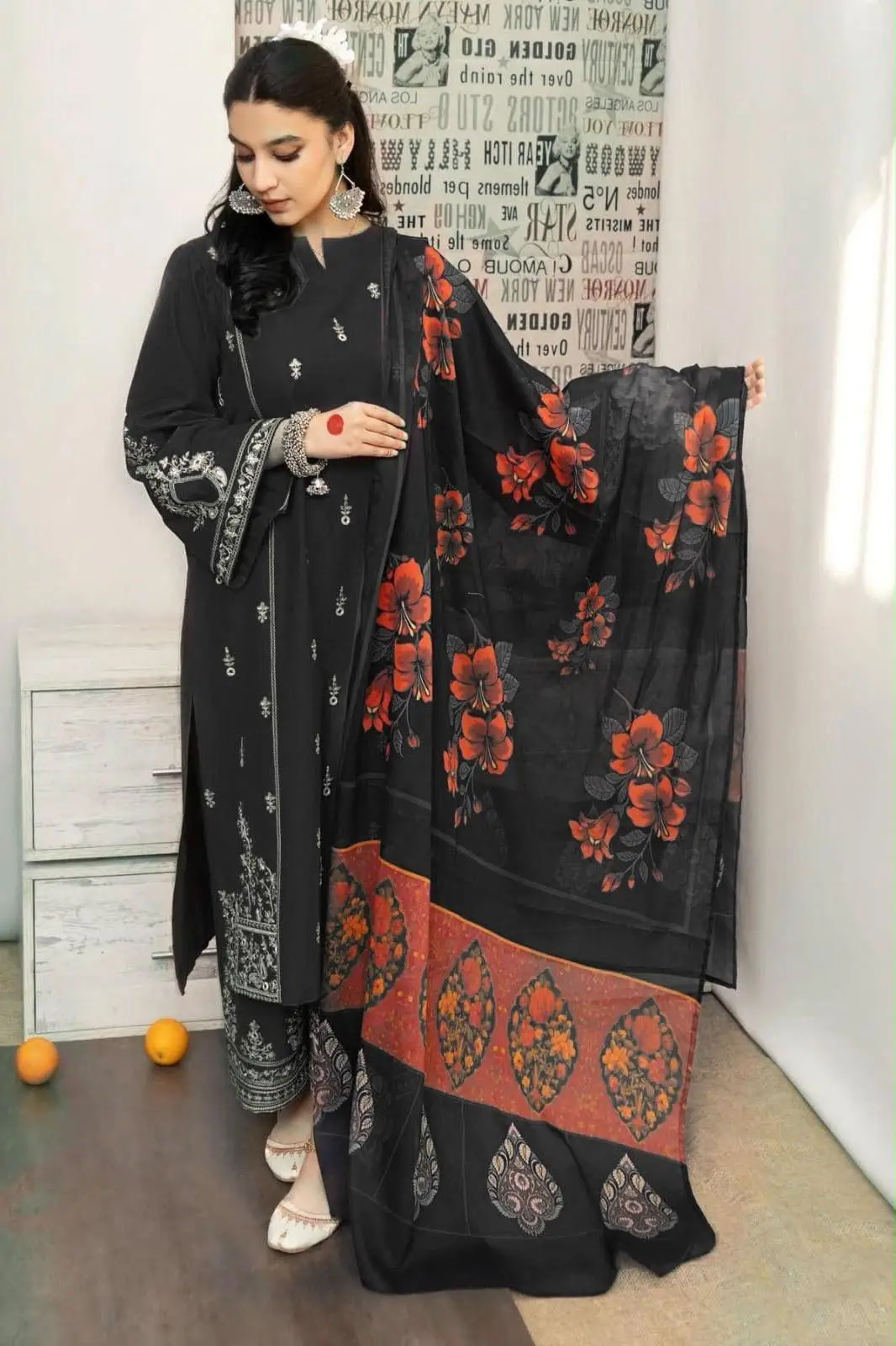 3 Pcs Women's Unstitched Embroidered Suit