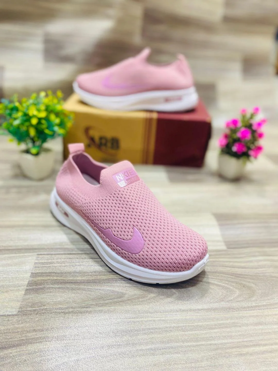 Women's Pink Casual Joggers Size 6-11