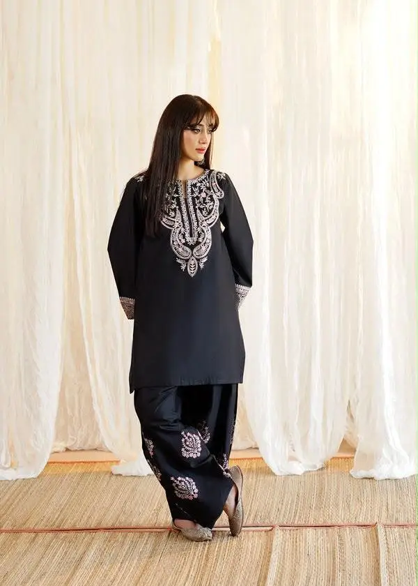 2 Pcs Women's Unstitched Embroidered Suit