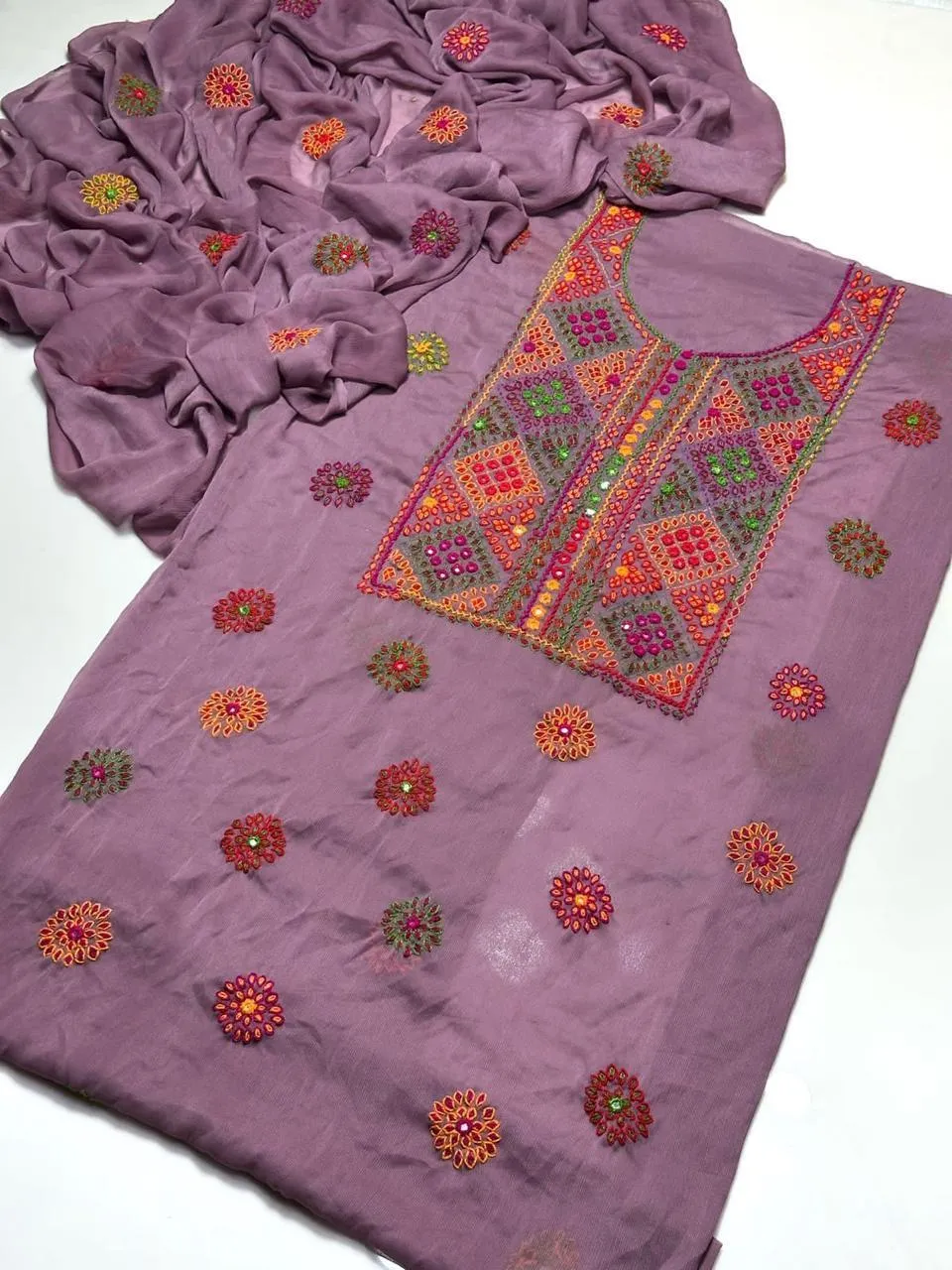 2 Pcs Women's Unstitched Sheesha Work Suit