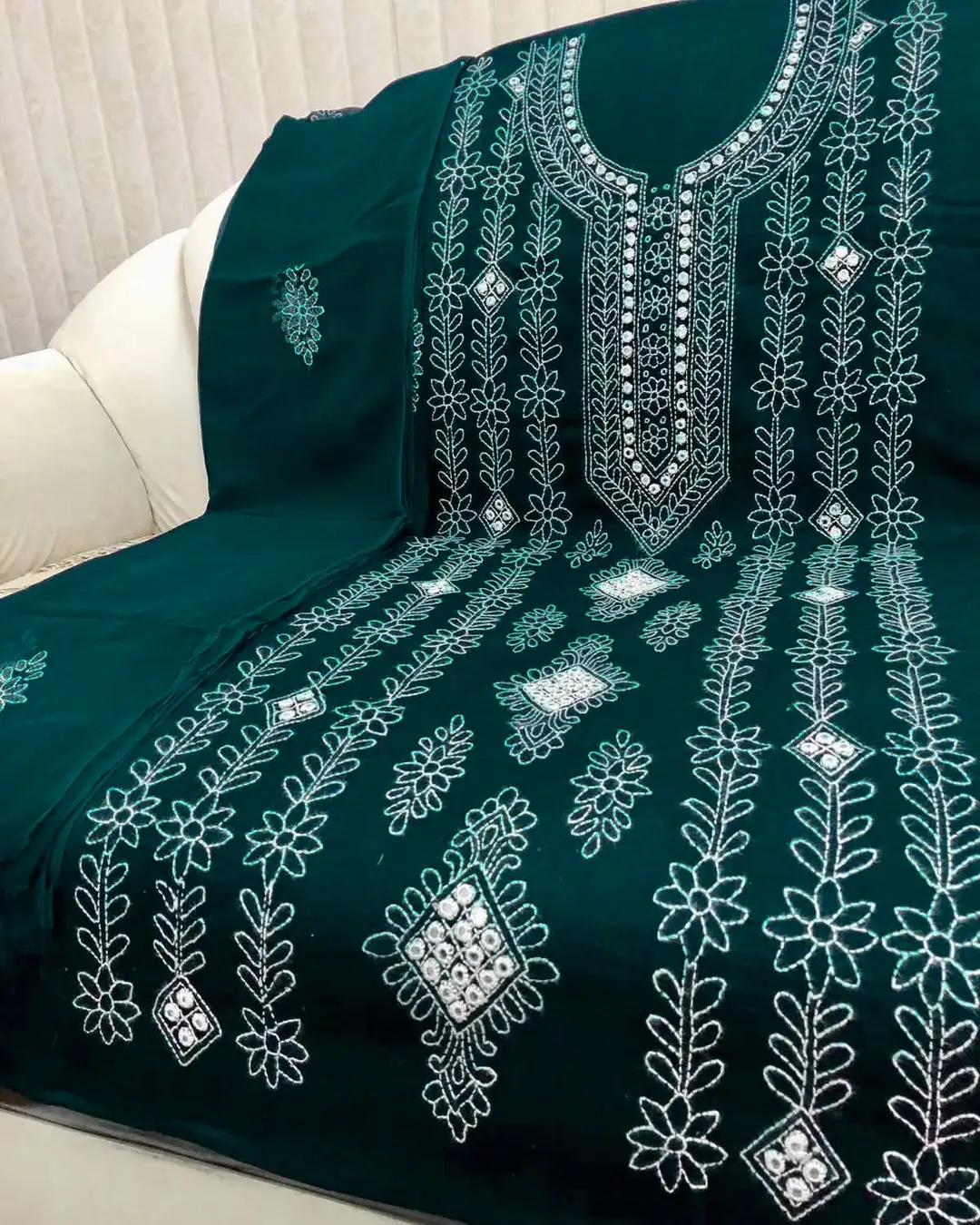 2 Pcs Women's Unstitched Sheesha Work Suit