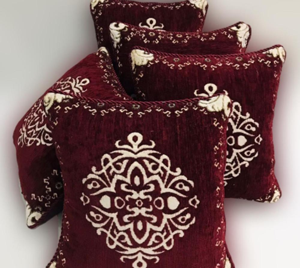 5-Piece Velvet Jacquard Cushion Cover Set Burgundy Floral 15x15