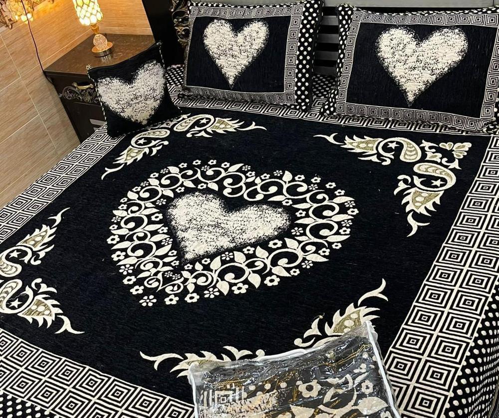 Velvet Jacquard Bed Sheet Set Black White Heart Floral Double