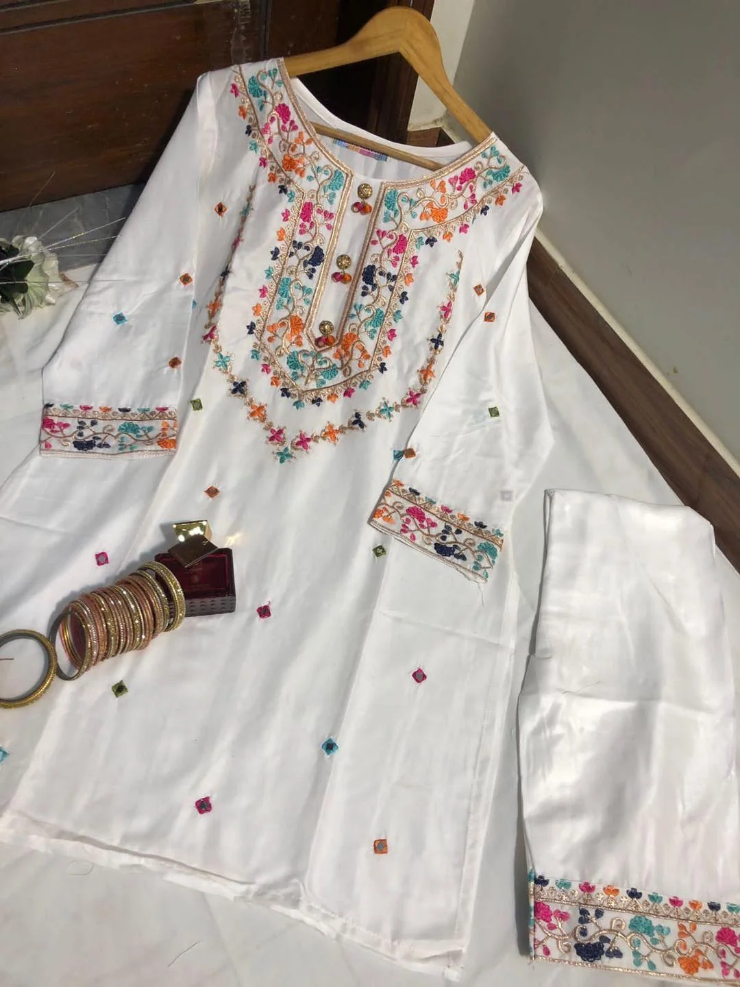 Chic White Embroidered Linen Shirt and Trouser Set for Women