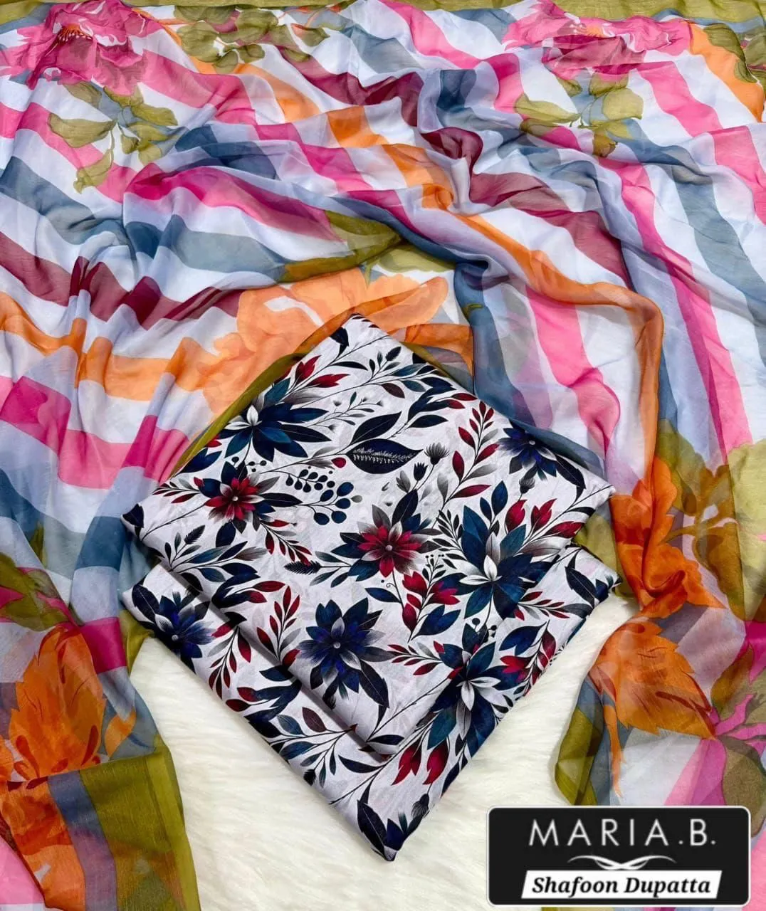 Women's 3Pcs Lawn Printed Suit White Dupatta