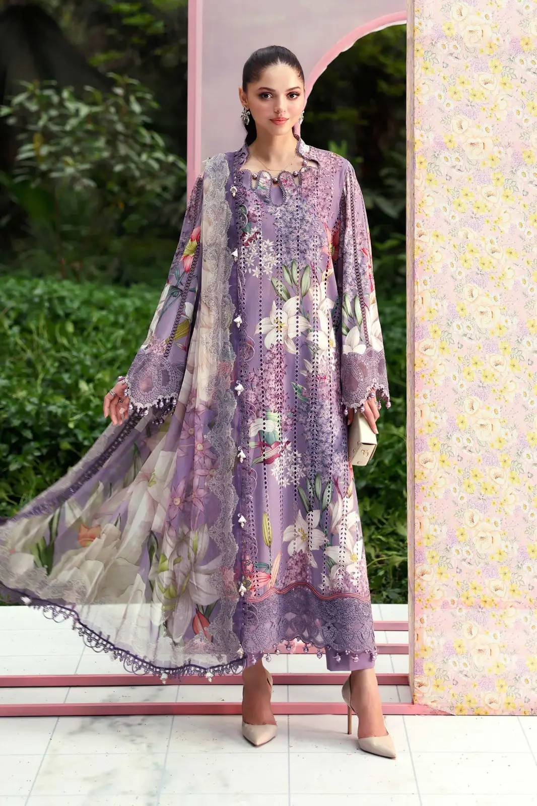 3 Pcs Women's Unstitched Printed Suit