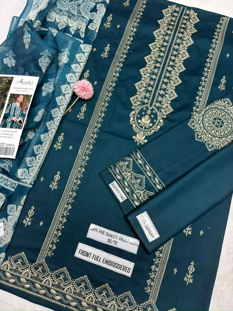 3 Pcs Women's Unstitched Embroidered Suit