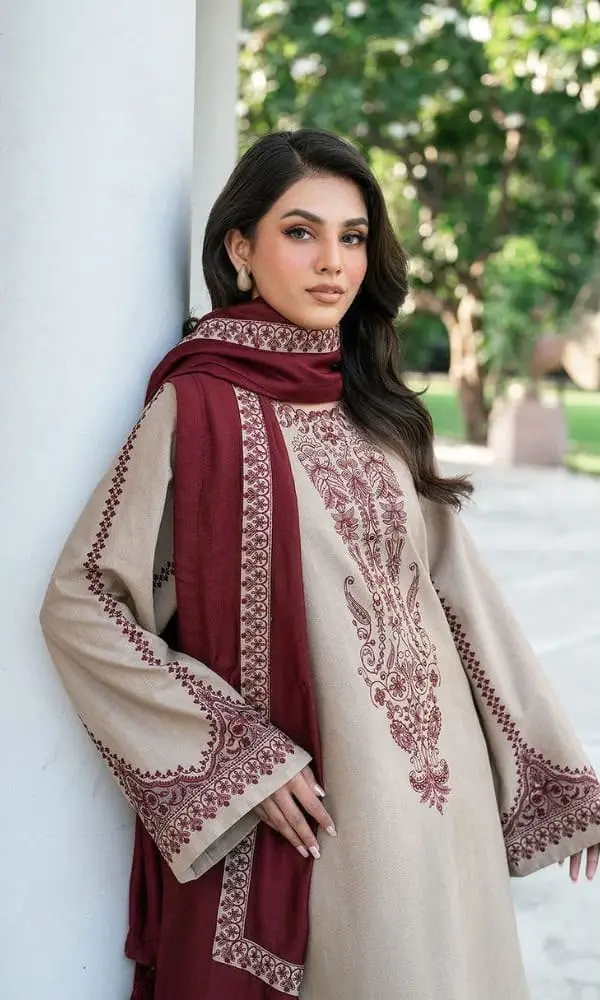 3 Pcs Women's Unstitched Embroidered Suit