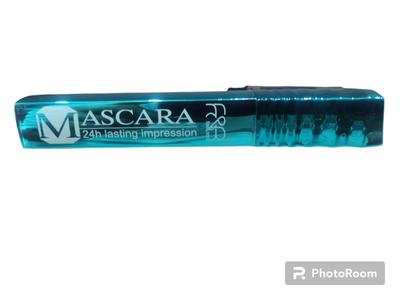 Blue Tinted Waterproof Mascara for Pakistani Women thumbnail 2