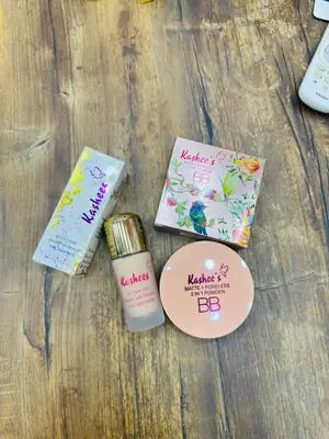 FOUNDATION AND BB POWDER