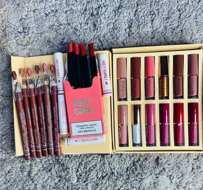 LIP STICKS SET 