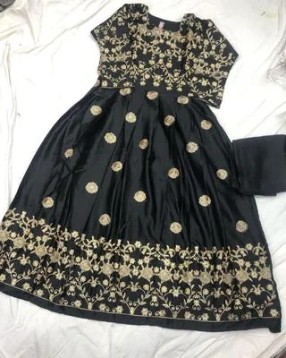 2 Pcs Women’s Stitched Shamoz Silk Zari Tilla Embroidered Maxi thumbnail 2