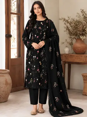 3 Pcs Women's Unstitched Embroidered Suit