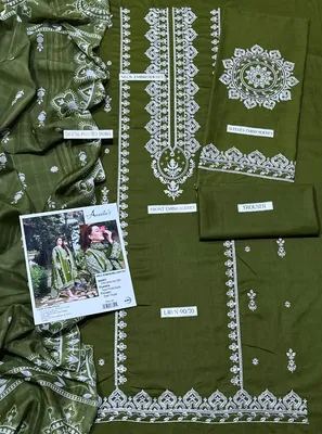 Green Embroidered Lawn 3Pcs Women Suit Set thumbnail 2