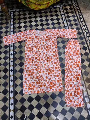 2 Pcs Women's Stitched Cotton Lawn Printed Shirt And Trouser thumbnail 3