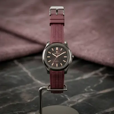 Men's Modern Stylish Look Watch thumbnail 2