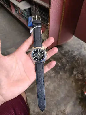 Men's Comfortable Daily Wear Watch thumbnail 3